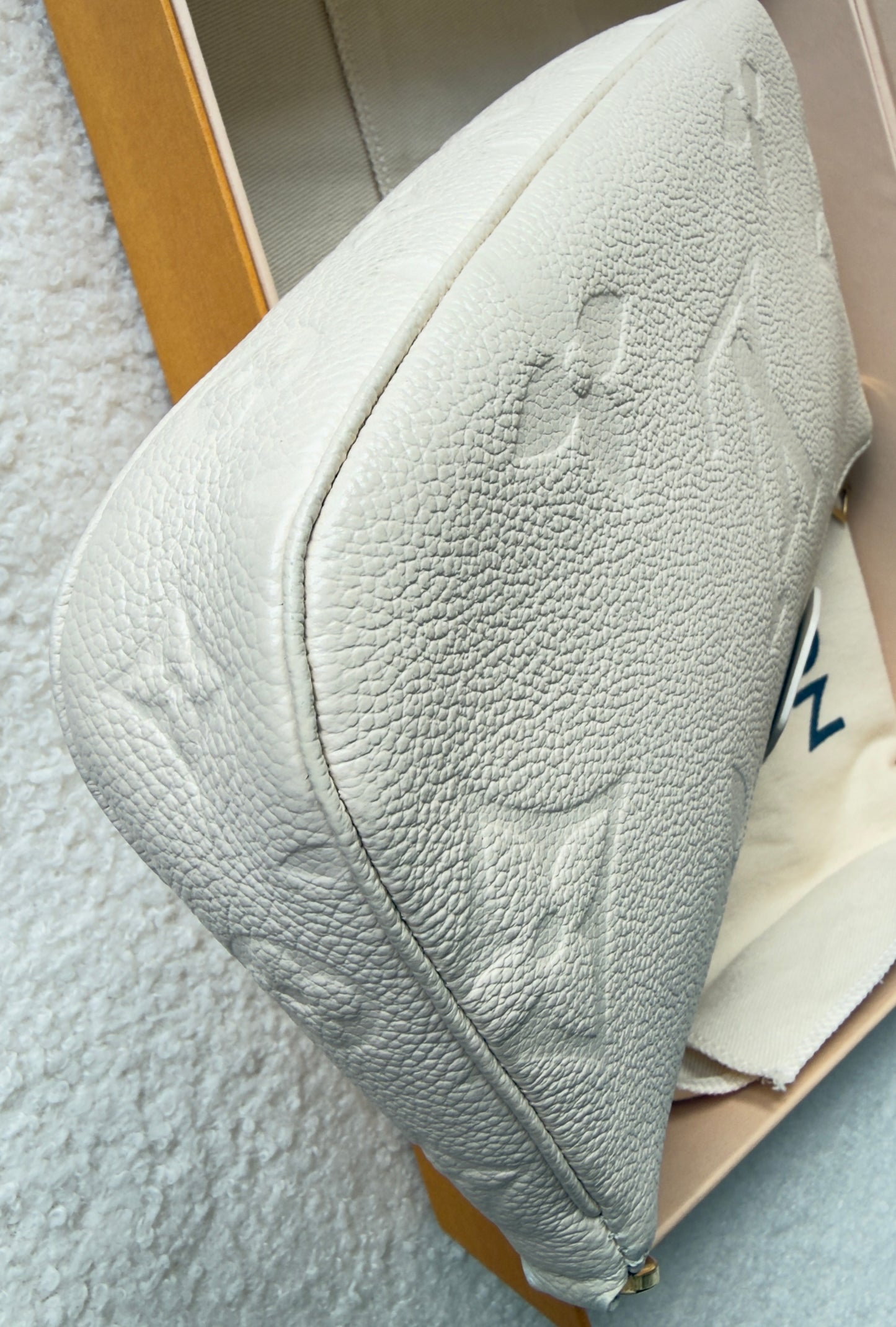 Multi Pochette Accessories Cream Monogram Empreinte Leather