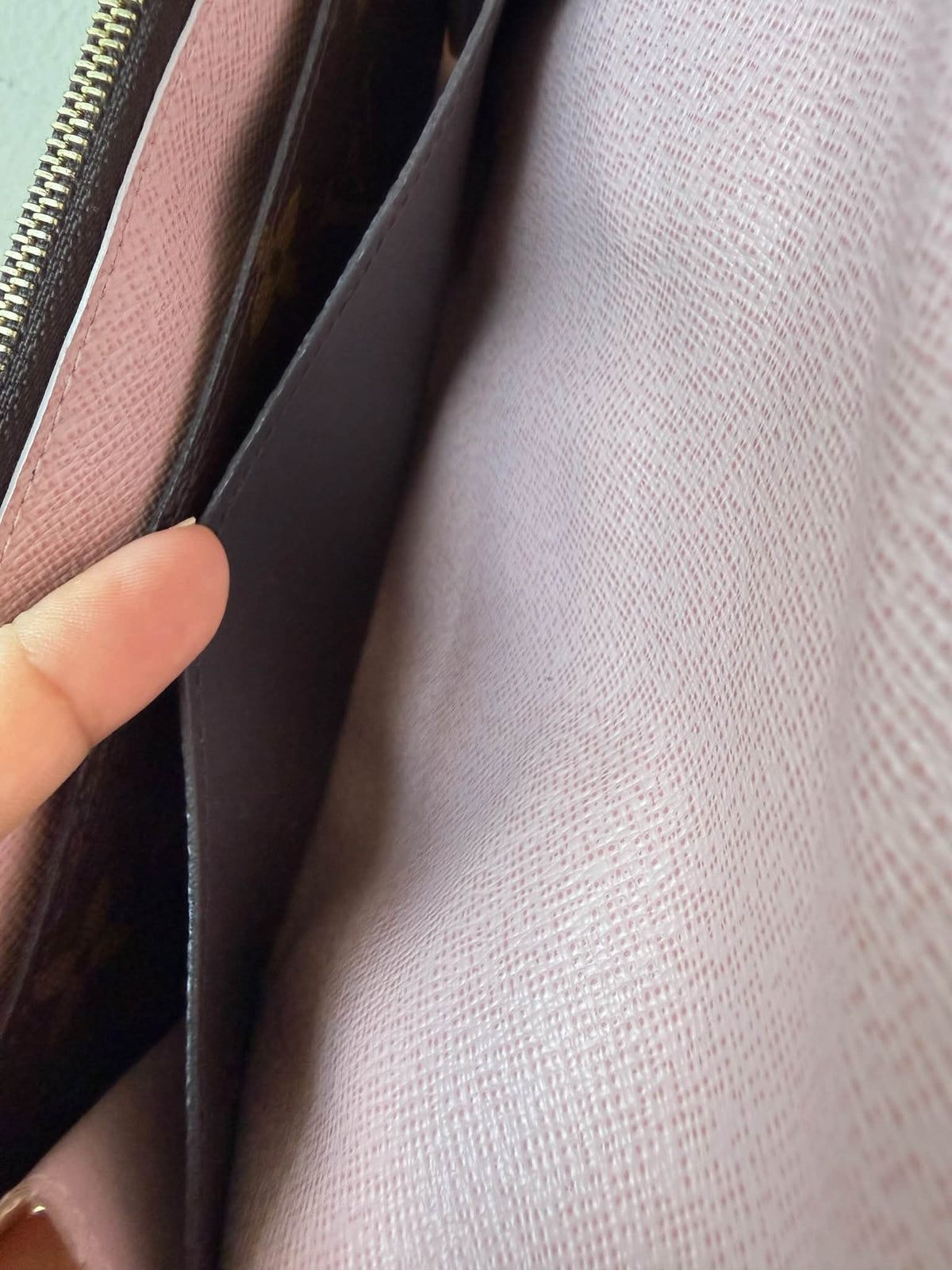 EMILLE MNG ROSE BALLERINE WALLET