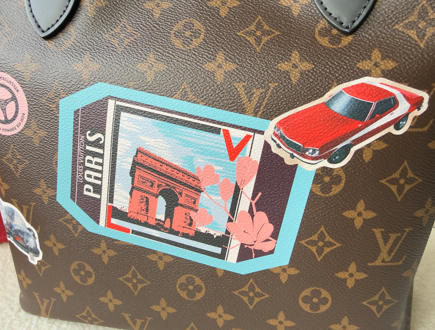 NEVERFULL MNG MM WORLD TOUR W/POCHETTE