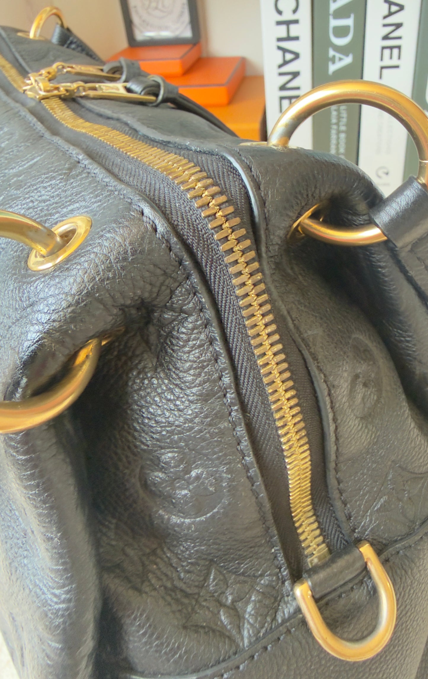 PONTHIEU PM NOIR/BLACK EMPREINTE BAG