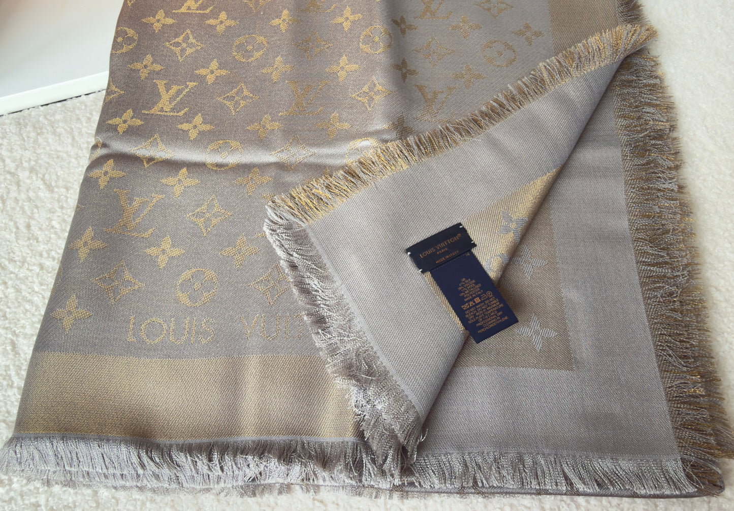 BRAND NEW MONOGRAM SHAWL SHINE/GREIGE