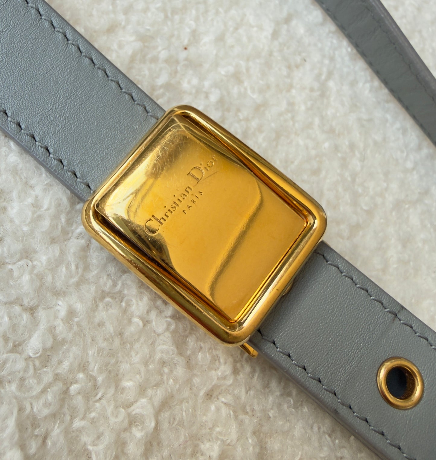 BOX MEDIUM BOBBY CALFSKIN GREY BAG