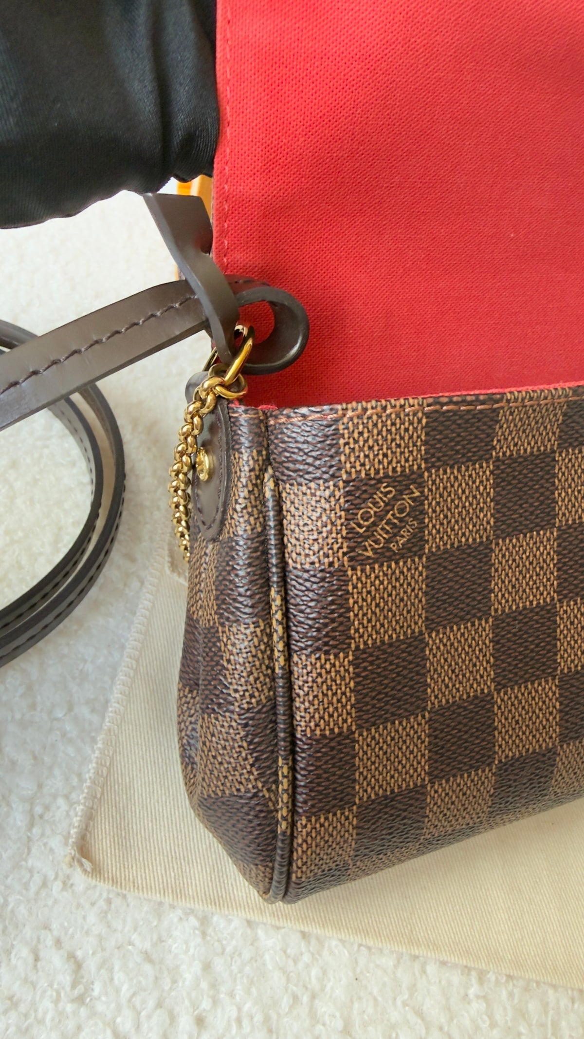 FAVORITE PM DAMIER EBENE CLUTCH/CROSSBODY BAG