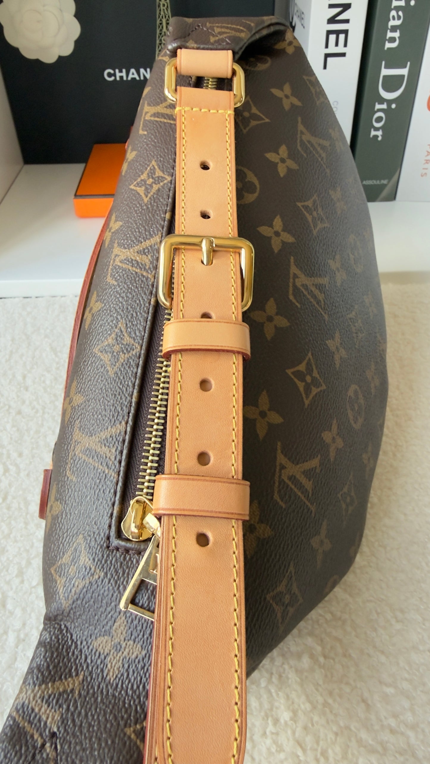 MONOGRAM CANVAS BUMBAG